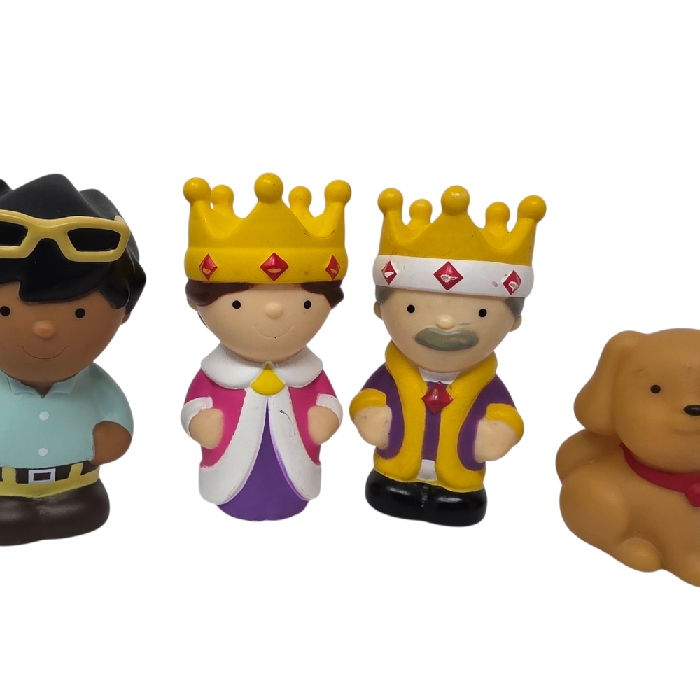 People Plastic King Queen Man Sunglasses Dog Puppy Lot of 4